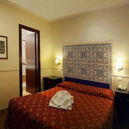 Hotel Picasso ローマ エクステリア 写真