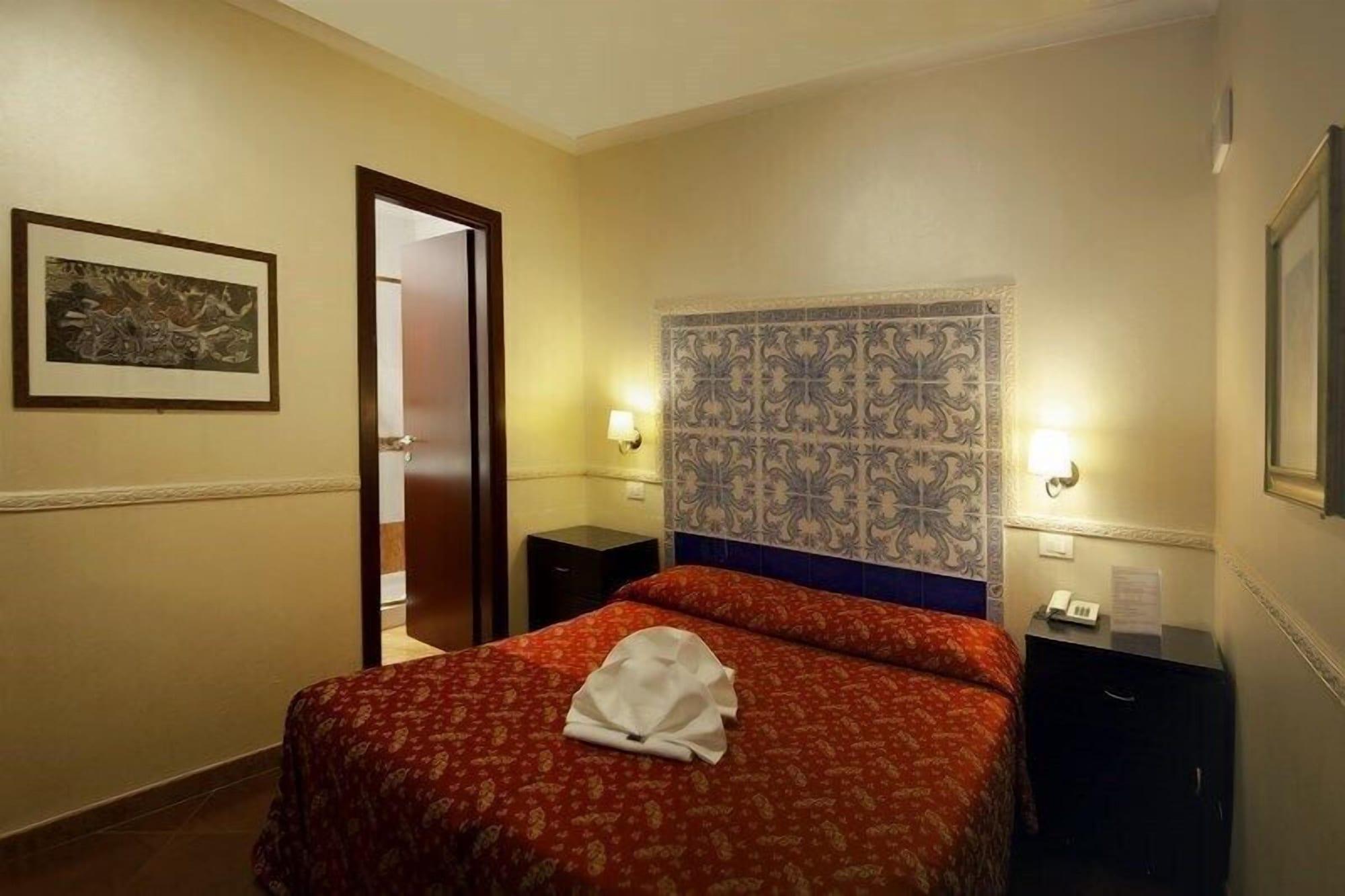 Hotel Picasso ローマ エクステリア 写真